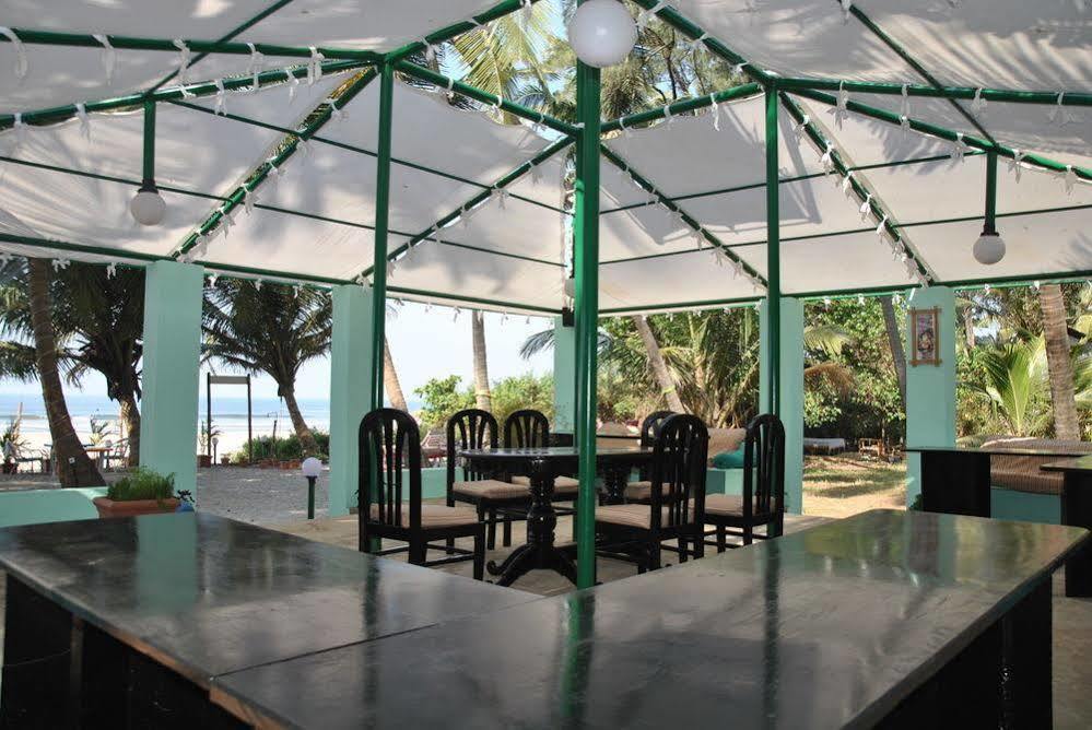 Mamagoa Resort Morjim Εξωτερικό φωτογραφία
